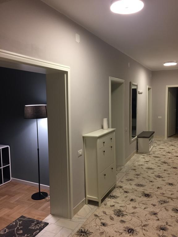 Kiem Premium Apartments Brasov Exterior photo